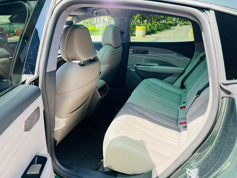 Geely Galaxy Starshine 8 EM-i, 2025 — фото 9 из 10