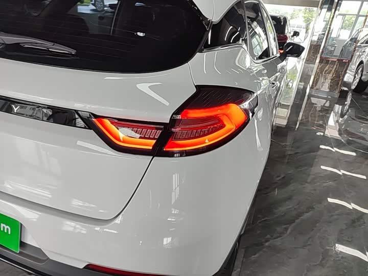 Geely Emgrand GS, 2023 — фото 8 из 9