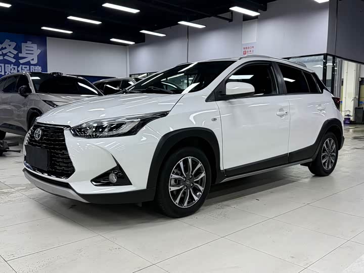 Toyota Yaris L Hatchback, 2023 — купить в Перми под ключ