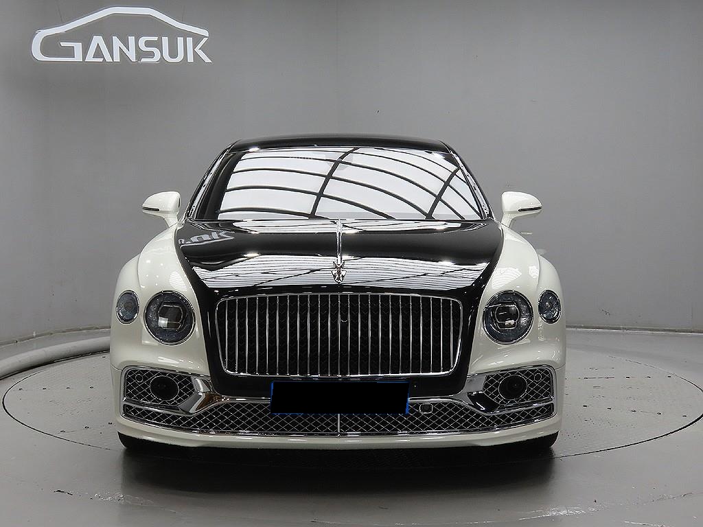 Bentley Flying Spur, 2021 — купить в Москве под ключ