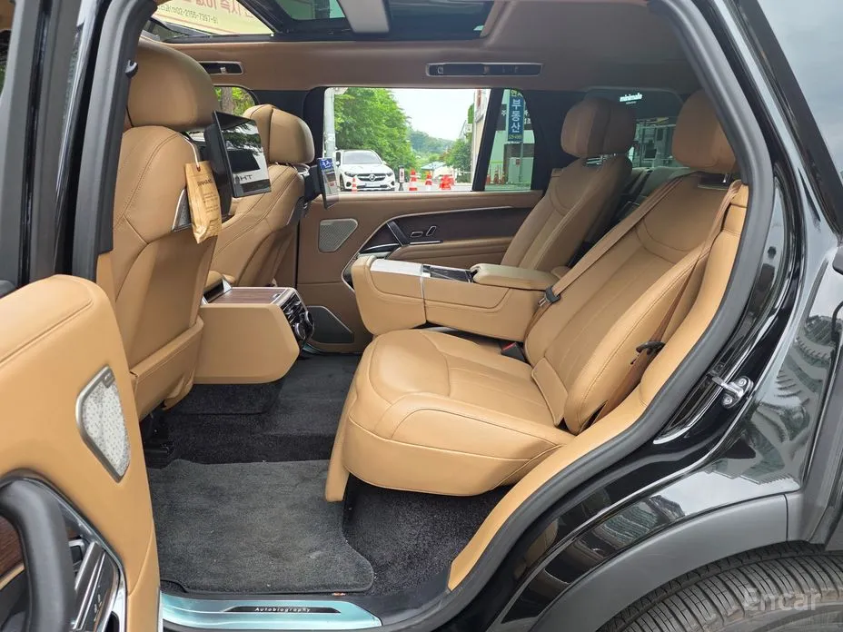 Land Rover Range Rover, 2024 — фото 11 из 12
