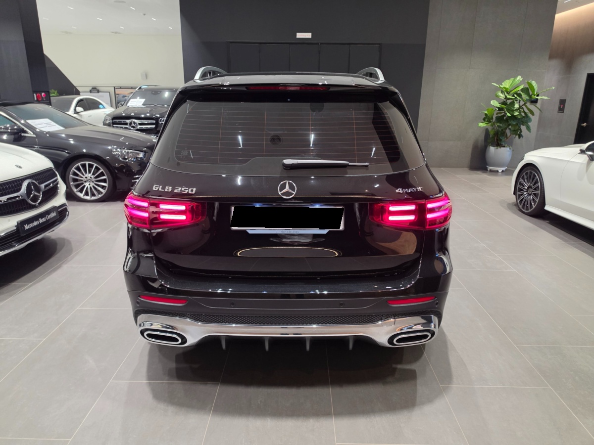 Mercedes-Benz GLB-Class, 2025 — фото 4 из 12
