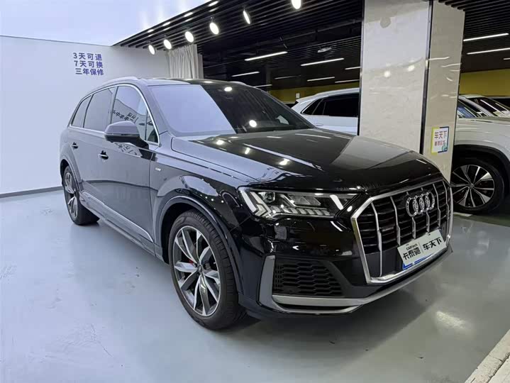 Audi Q7, 2023 — фото 2 из 9