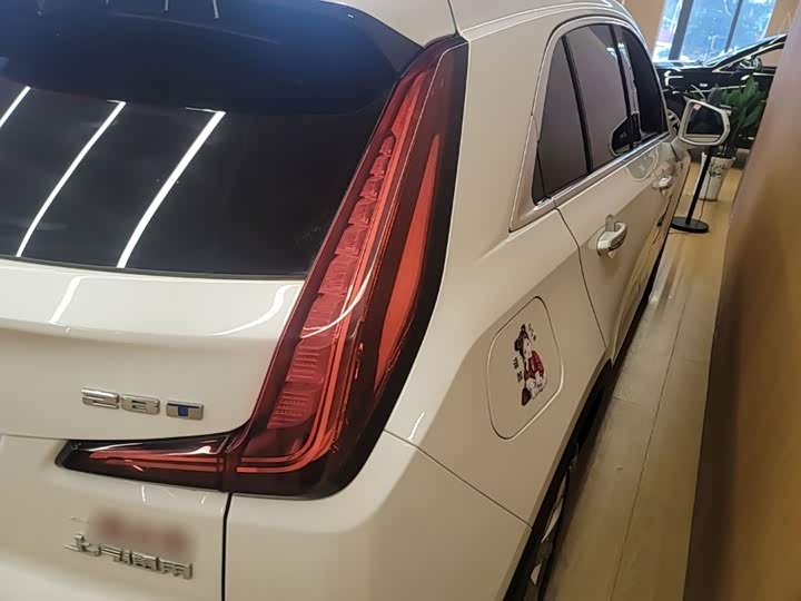 Cadillac XT4, 2022 — фото 8 из 9