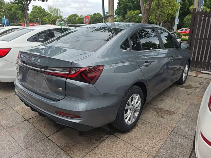Roewe i5, 2025 — фото 7 из 9