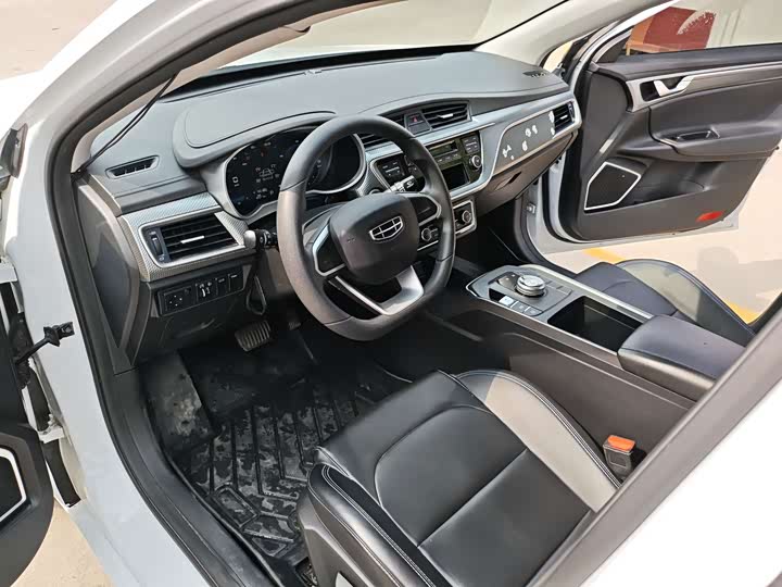 Geely Emgrand Hybrid/EV, 2023 — фото 8 из 9