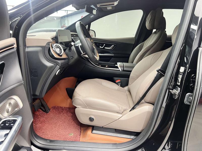 Mercedes-Benz EQE SUV, 2025 — фото 12 из 12