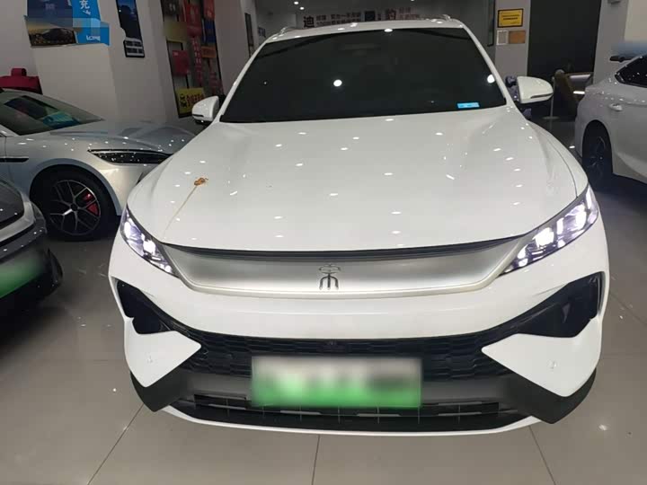 BYD Song Pro Hybrid, 2024 — фото 3 из 9