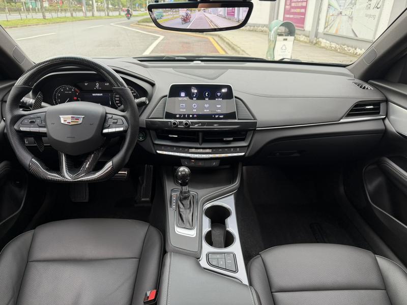 Cadillac CT4, 2022 — фото 6 из 9