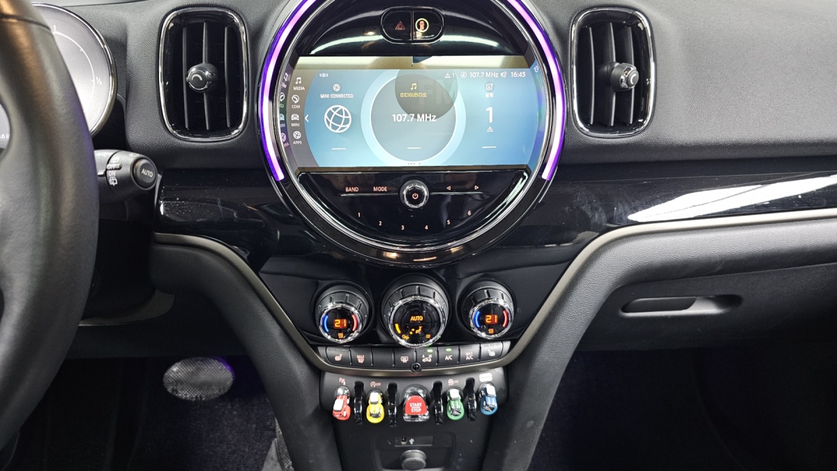 Mini Countryman, 2023 — фото 11 из 12