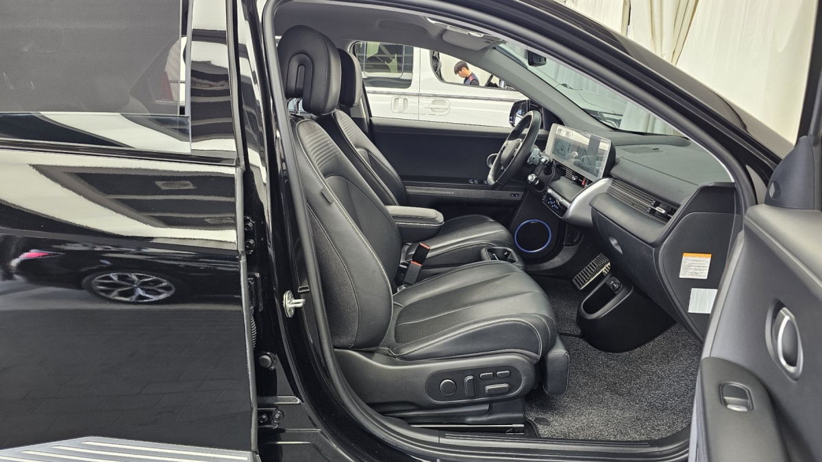 Hyundai Ioniq 5, 2021 — фото 10 из 12