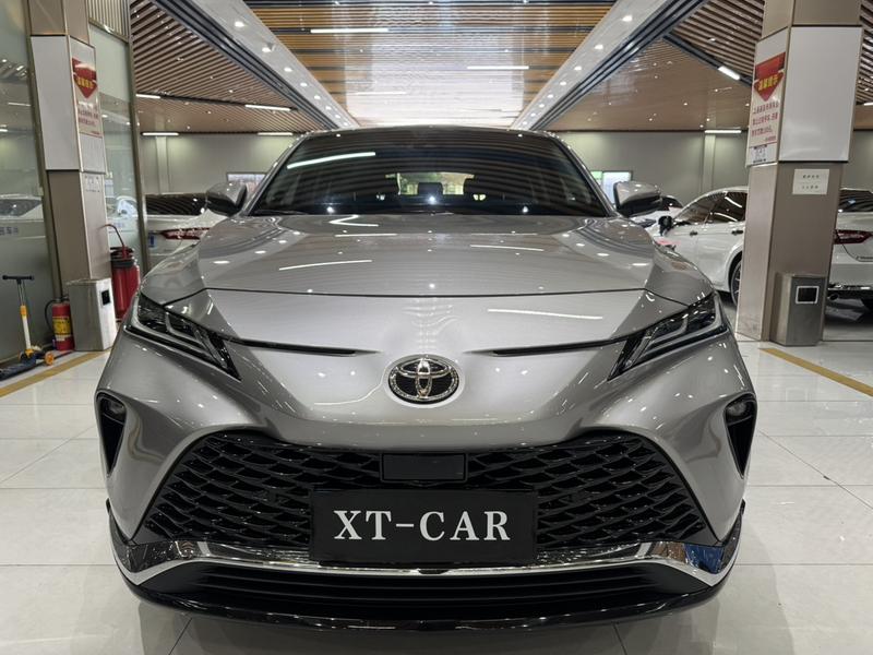 Toyota Venza, 2022 — фото 2 из 12