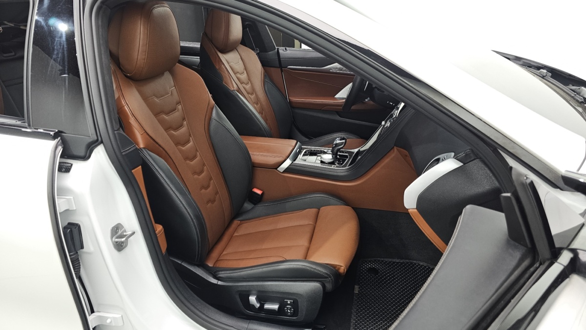 BMW 8 Series, 2024 — фото 12 из 12