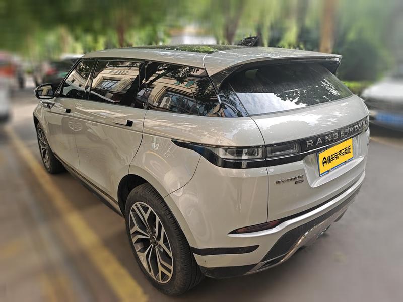 Land Rover Range Rover Evoque L, 2022 — фото 6 из 12