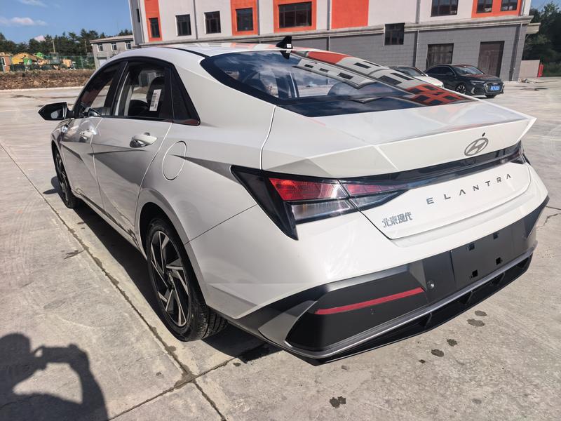 Hyundai Elantra N line, 2025 — фото 4 из 12