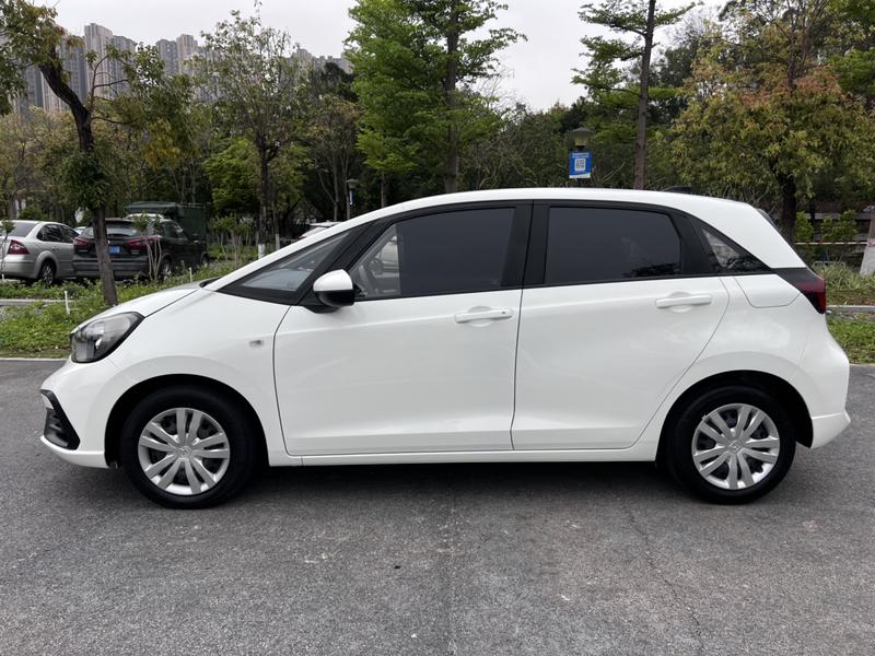 Honda Fit, 2022 — фото 4 из 12