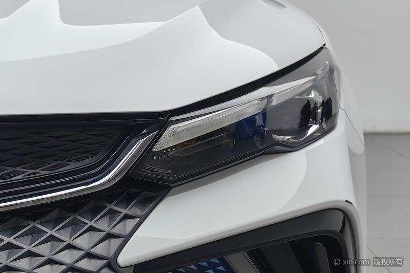 Geely Emgrand L Hi·P Hybrid, 2023 — фото 5 из 12
