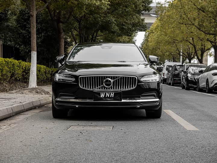 Volvo S90, 2023 — фото 2 из 9