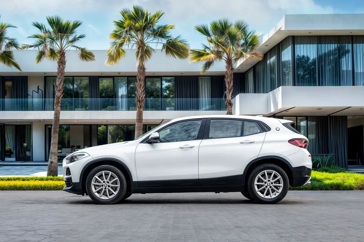 BMW X2, 2023 — фото 2 из 10