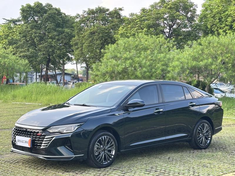 Dongfeng Aeolus Yixuan Max, 2022 — купить в Перми под ключ