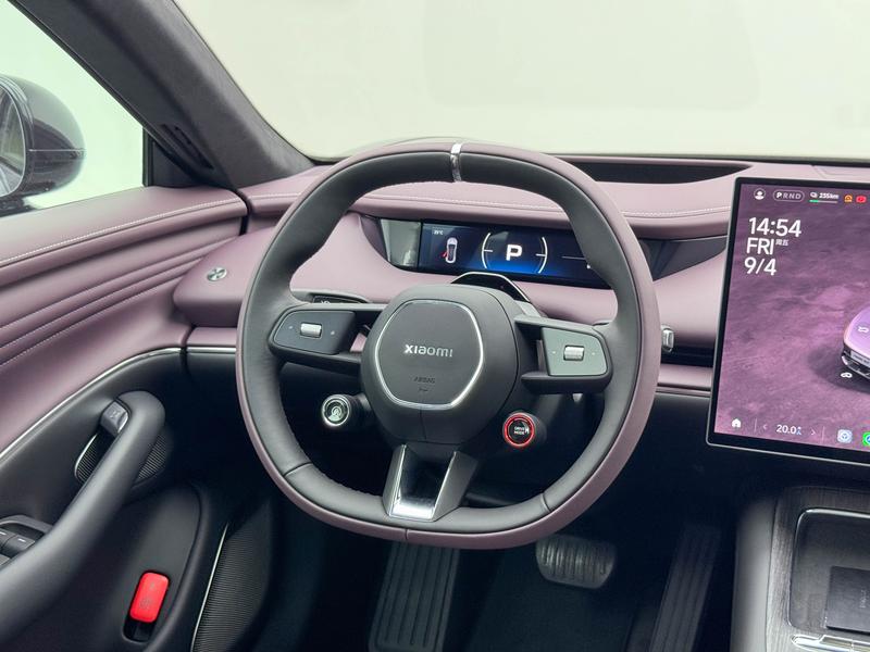 Xiaomi SU7, 2026 — фото 9 из 12