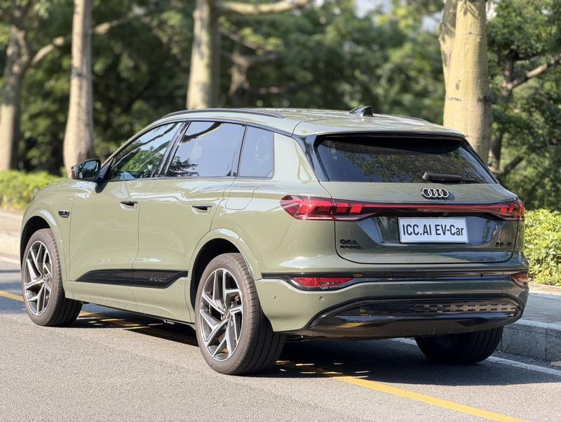 Audi Q6L e-tron, 2025 — фото 5 из 12
