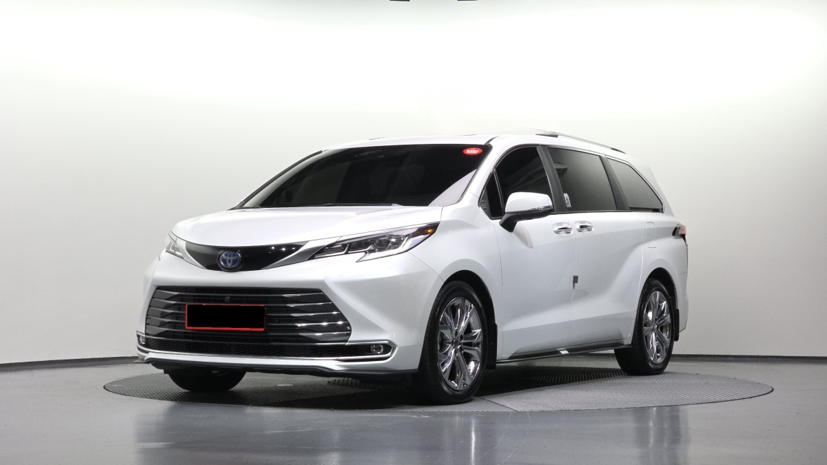Toyota Sienna, 2022 — купить в Костроме под ключ
