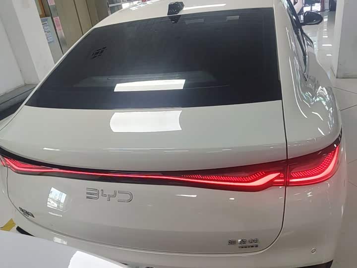 BYD Seal 06 Hybrid/EV, 2025 — фото 6 из 9