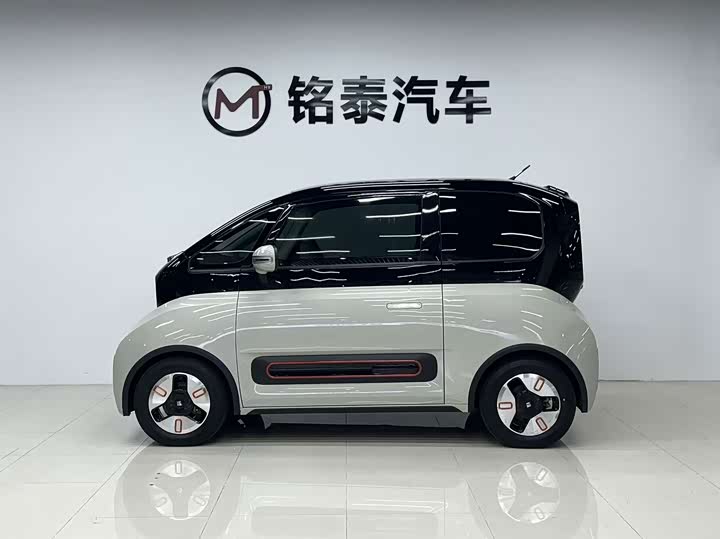 Baojun KiWi EV, 2021 — фото 3 из 9