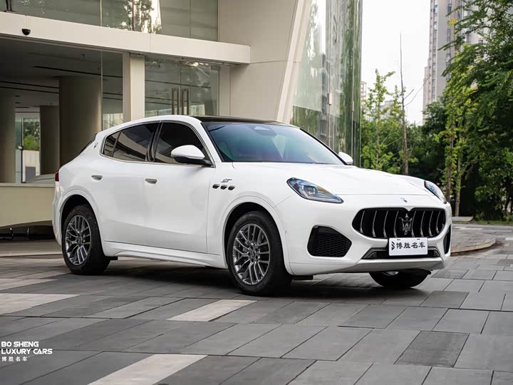 Maserati Grecale, 2022 — фото 3 из 9