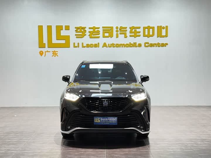 Toyota Crown Kluger, 2022 — фото 2 из 9