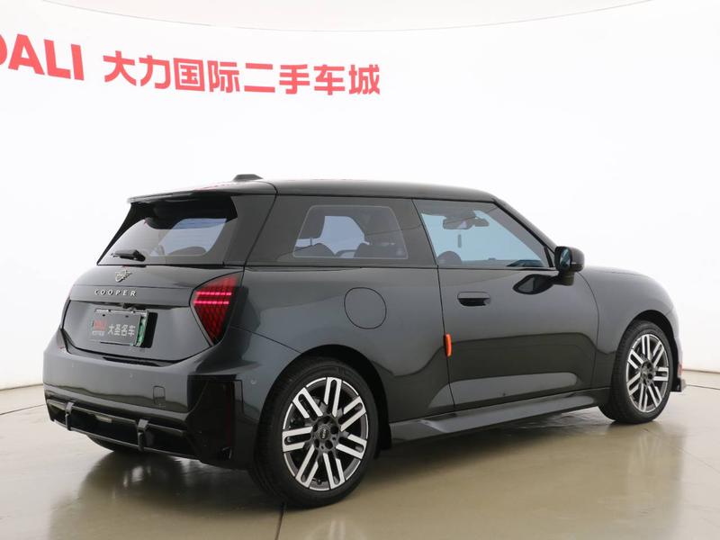 Mini Cooper, 2025 — фото 7 из 12