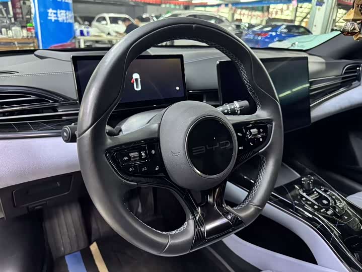 BYD Seal, 2023 — фото 4 из 9