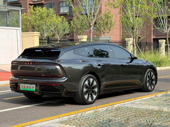 Audi × SAIC E5 Sportback, 2025 — фото 7 из 9