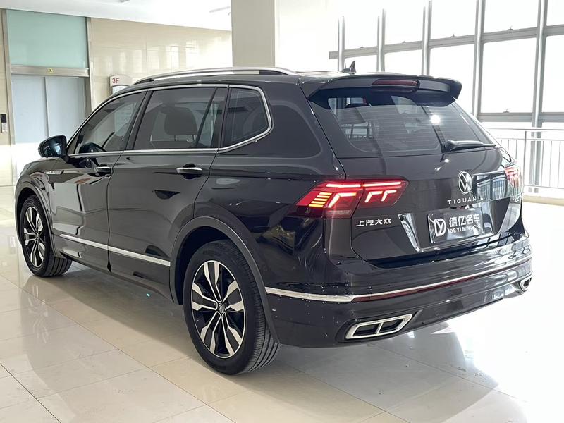 Volkswagen Tiguan L Pro, 2023 — фото 5 из 9