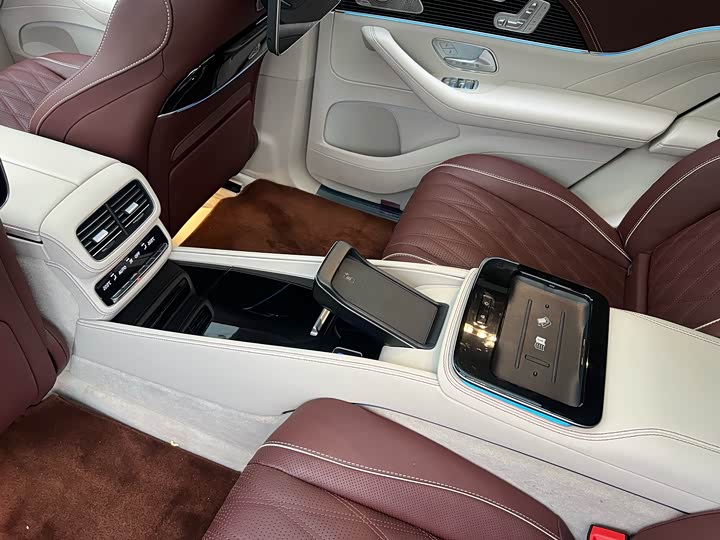Mercedes-Benz Maybach GLS, 2025 — фото 5 из 10