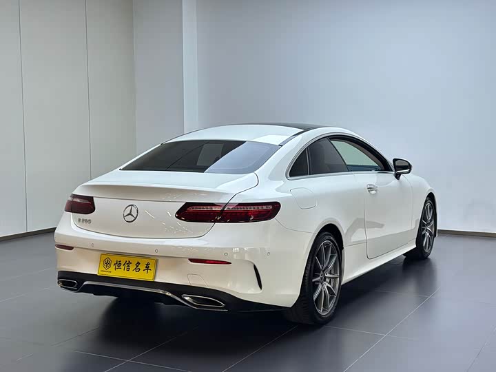 Mercedes-Benz E-Class, 2023 — фото 6 из 9