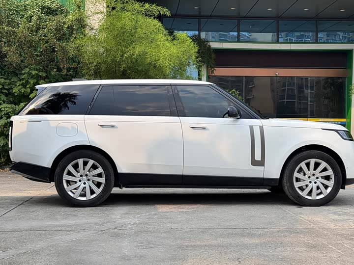 Land Rover Range Rover, 2025 — фото 3 из 9