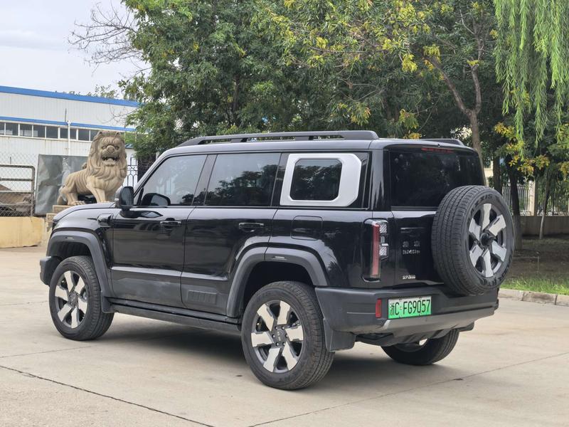 BAIC Beijing BJ40 Hybrid, 2025 — фото 4 из 11