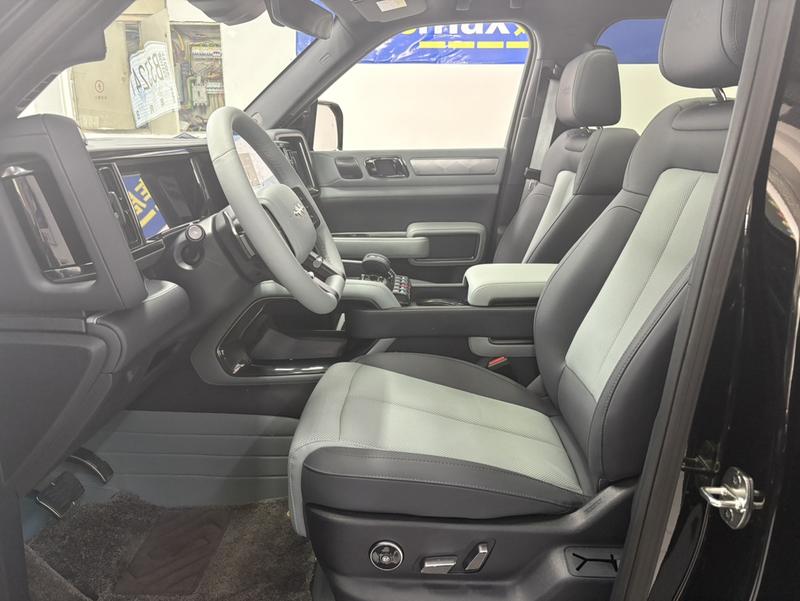 BYD FangChengBao Leopard 5, 2025 — фото 12 из 12