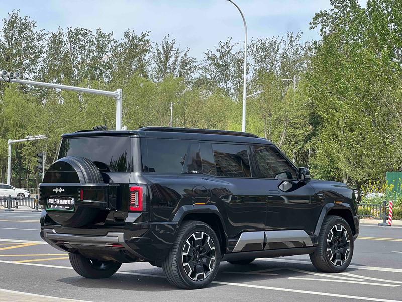 BYD FangChengBao Leopard 8, 2025 — фото 6 из 10