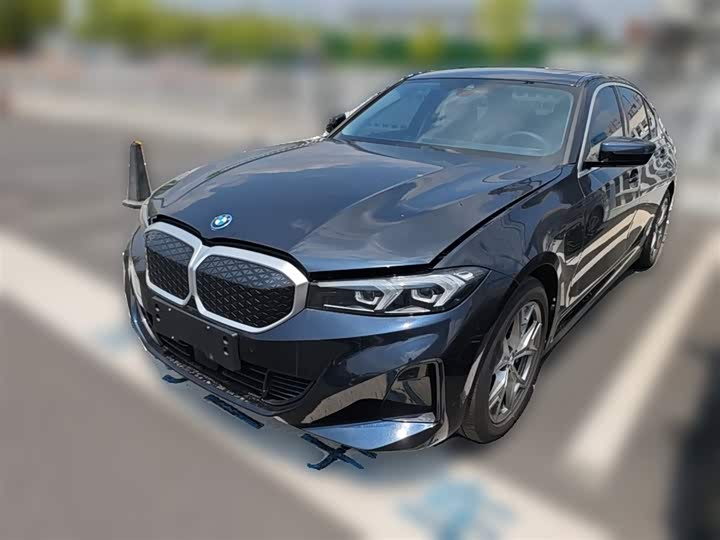 BMW i3, 2025 — фото 3 из 9