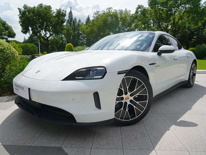Porsche Taycan, 2024 — купить в Владимире под ключ
