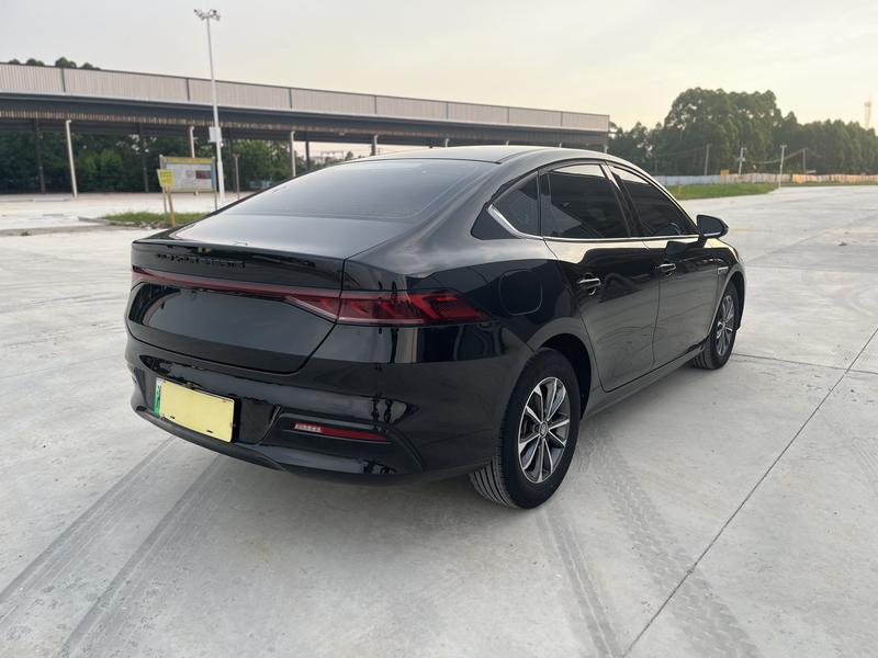BYD Qin Plus, 2023 — фото 6 из 12