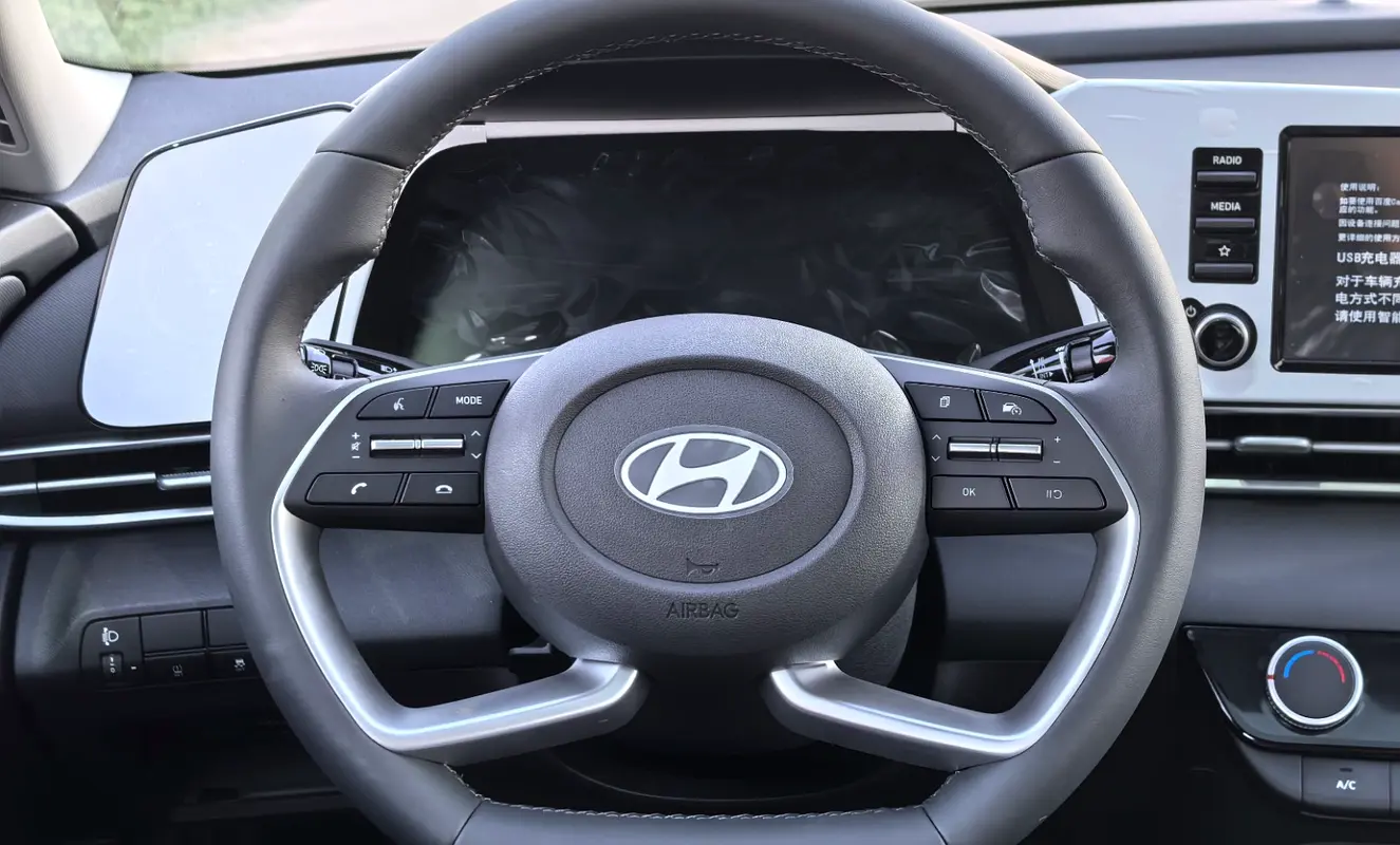 Hyundai Elantra, 2026 — фото 6 из 10