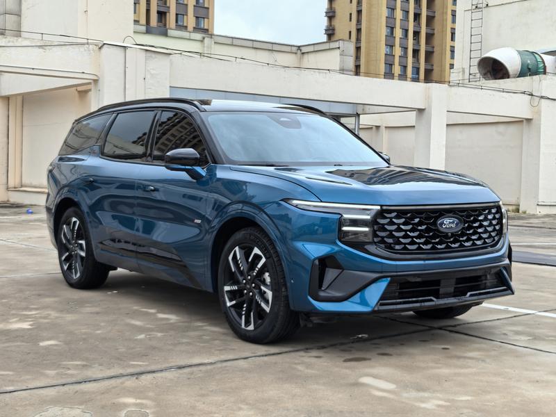 Ford Edge, 2023 — фото 3 из 12