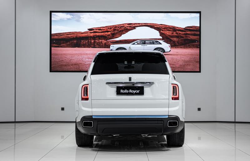 Rolls-Royce Cullinan, 2024 — фото 4 из 8