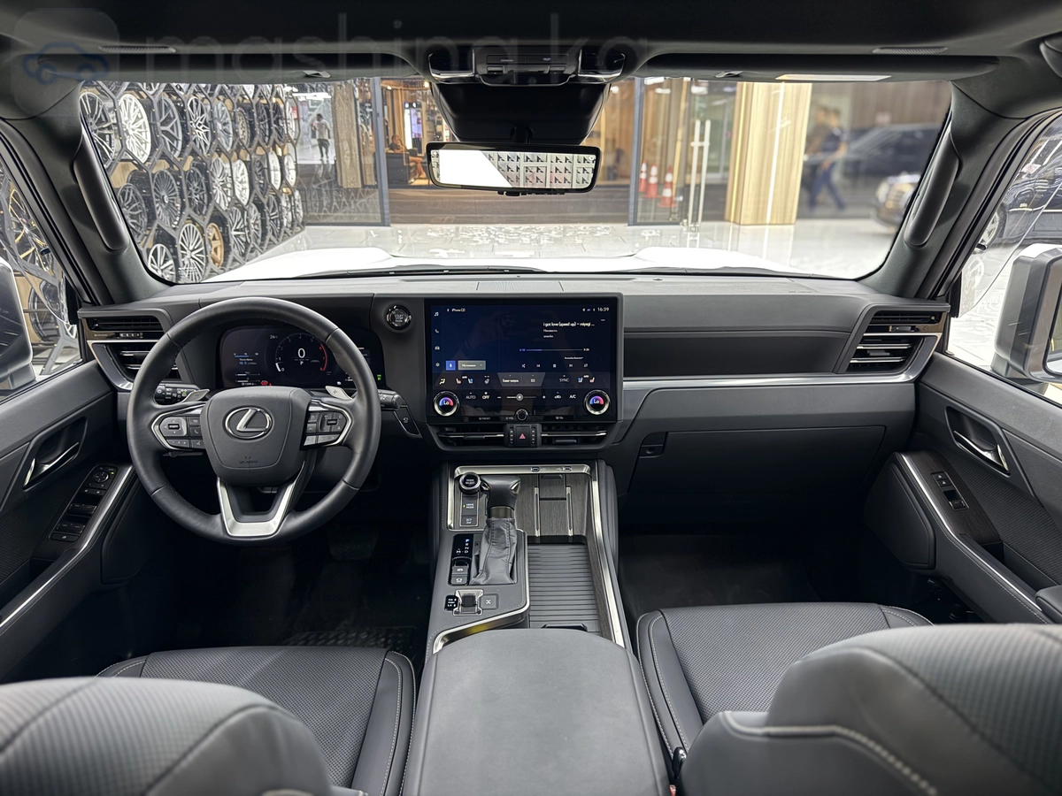 Lexus GX, 2025 — фото 8 из 12