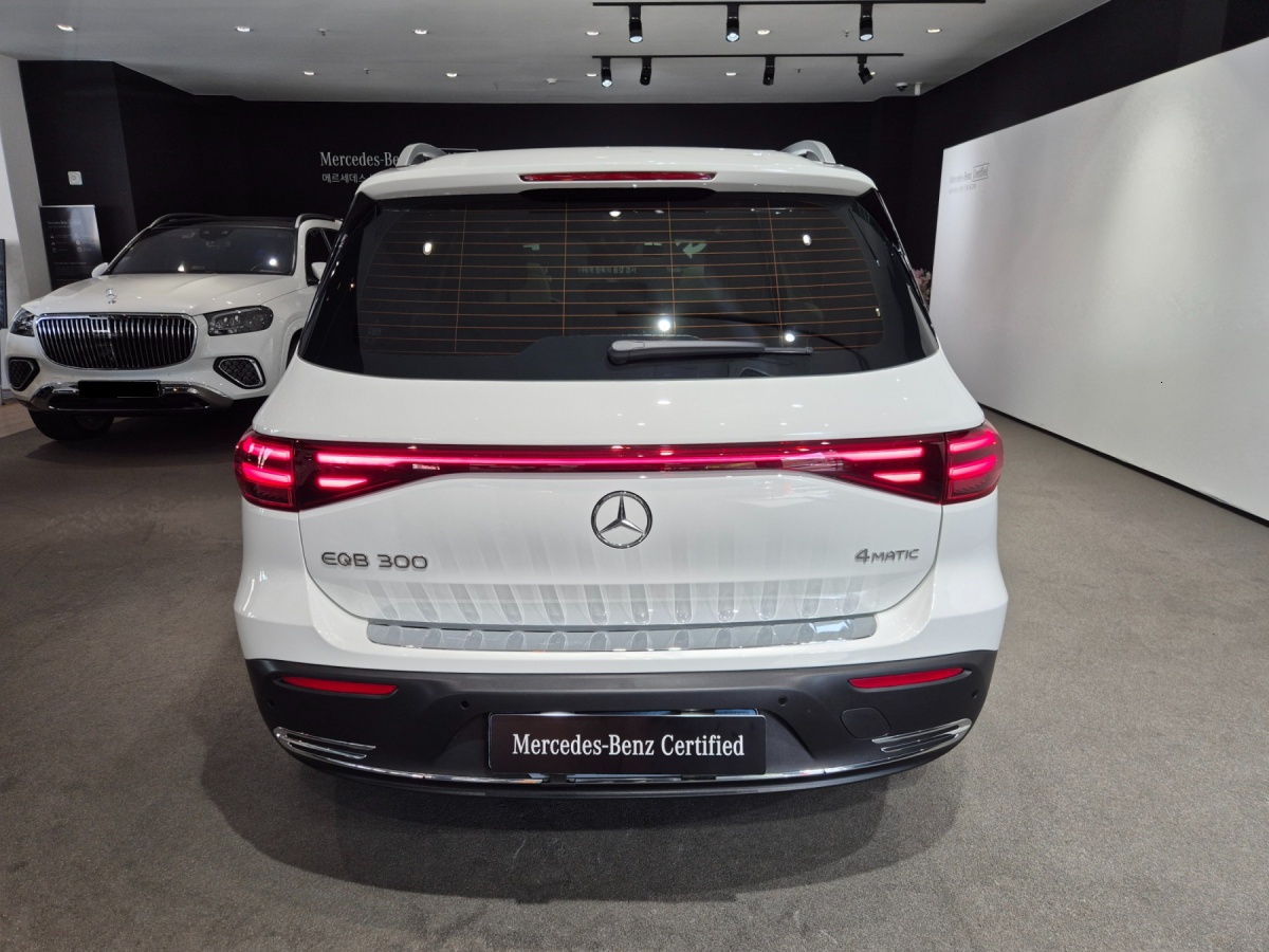 Mercedes-Benz EQB, 2026 — фото 4 из 12
