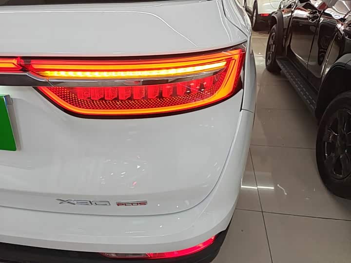 Jetour X90 Plus, 2024 — фото 8 из 9